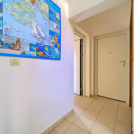 Apartment Ada